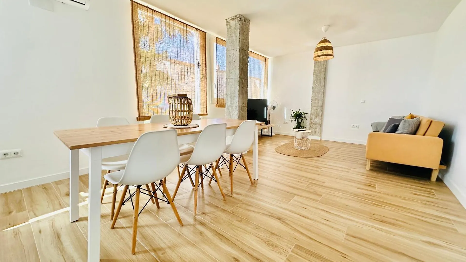 Apartamento Moderno Y Espacioso Con Vistas Al Mar Nerja Apartment